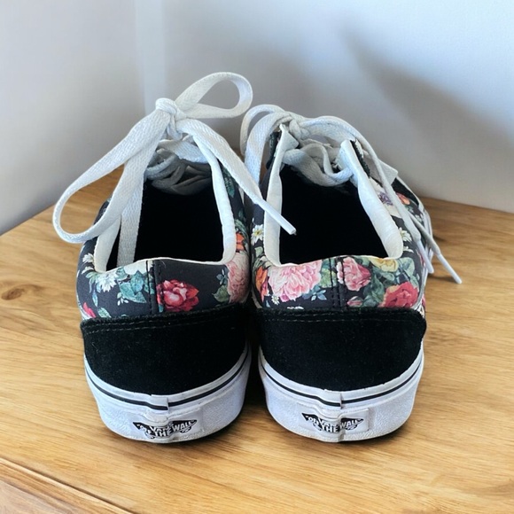 Vans Old Skool Garden Floral Classic Low Black Flowers Women Size 7 - Picture 3 of 4